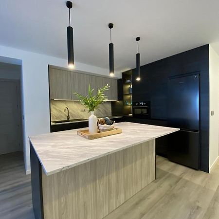 Precioso Apartamento A Estrenar En Centro De 네르하 외부 사진