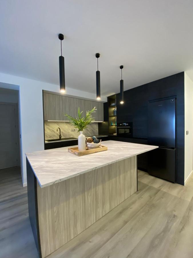 Precioso Apartamento A Estrenar En Centro De 네르하 외부 사진